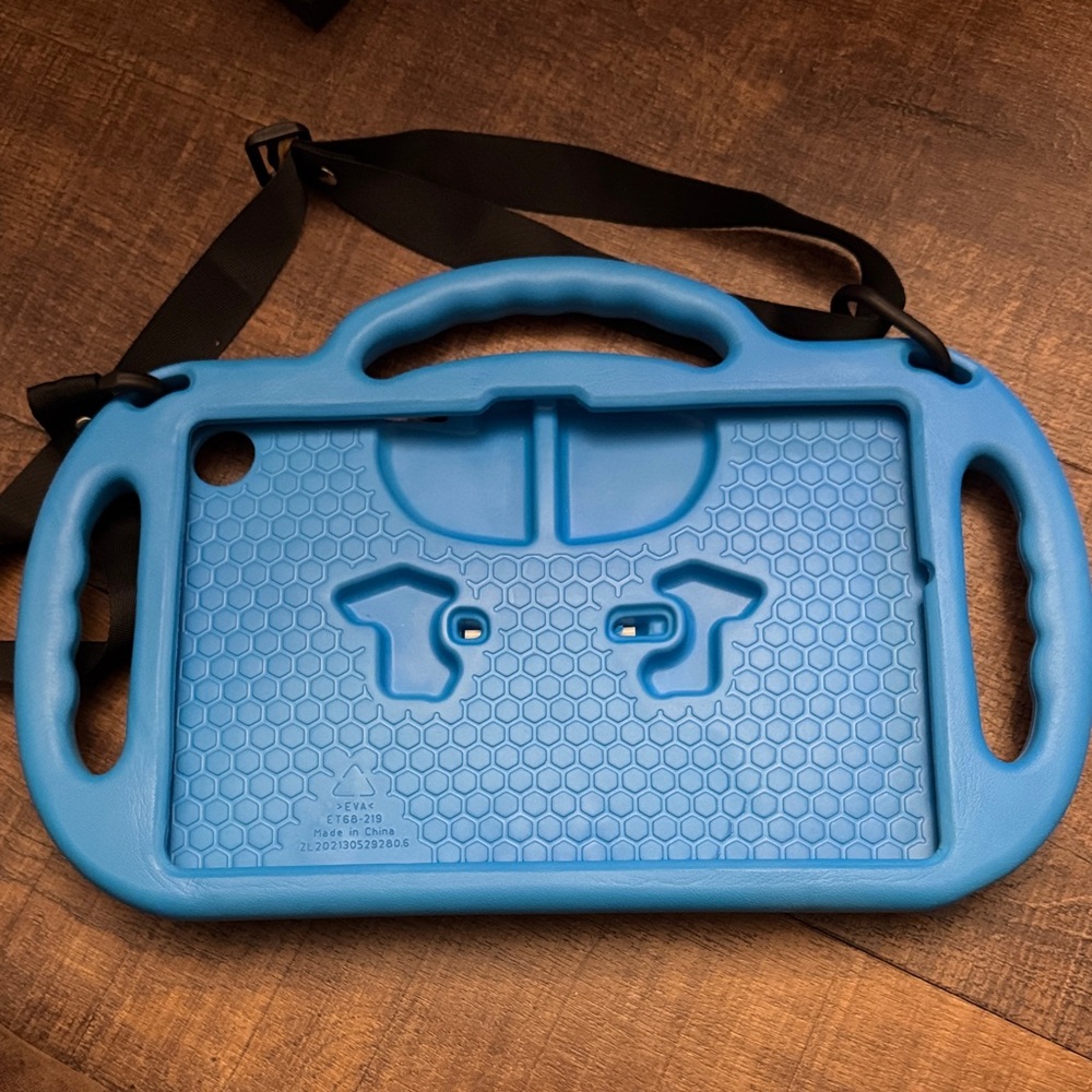 Blue Tablet Case with Handles Fits 10.5” tablet
New in Bag